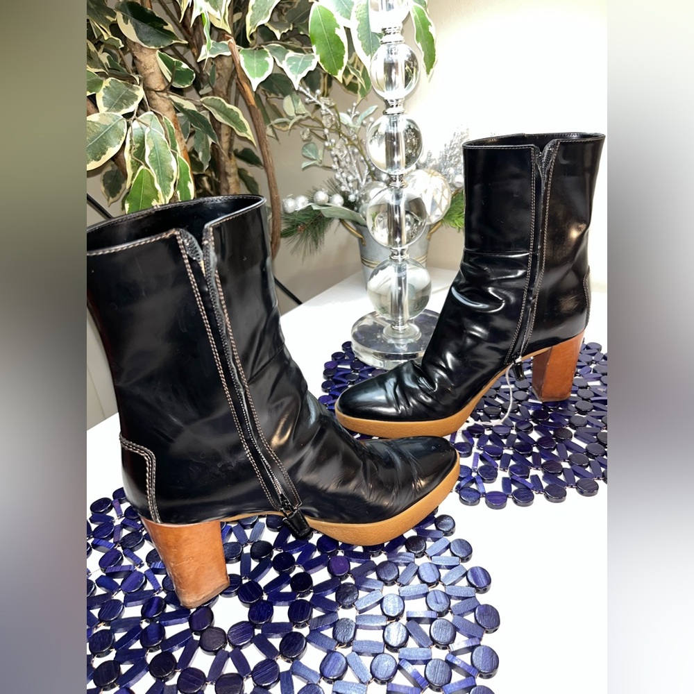VINTAGE 80S TOD’S BLACK LEATHER ZIPPERED CREPE SOLE BOOT MADE IN ITALY SIZE 10 - Picture 12 of 16